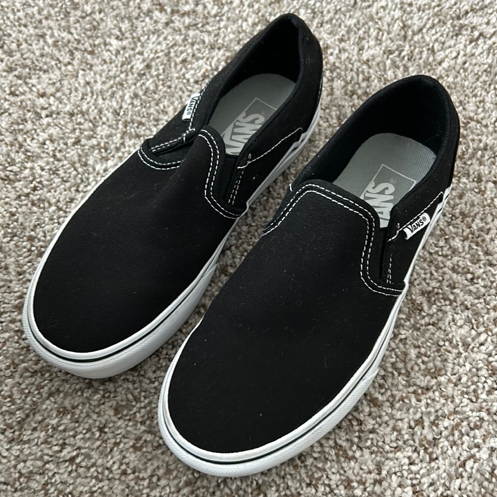 Platform slip on black vans